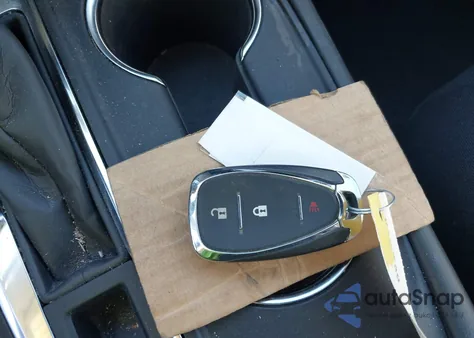 2024 Chevrolet Equinox Fwd 1Fl z USA, uszkodzony, nr VIN 3GNAXFEG1RL274467